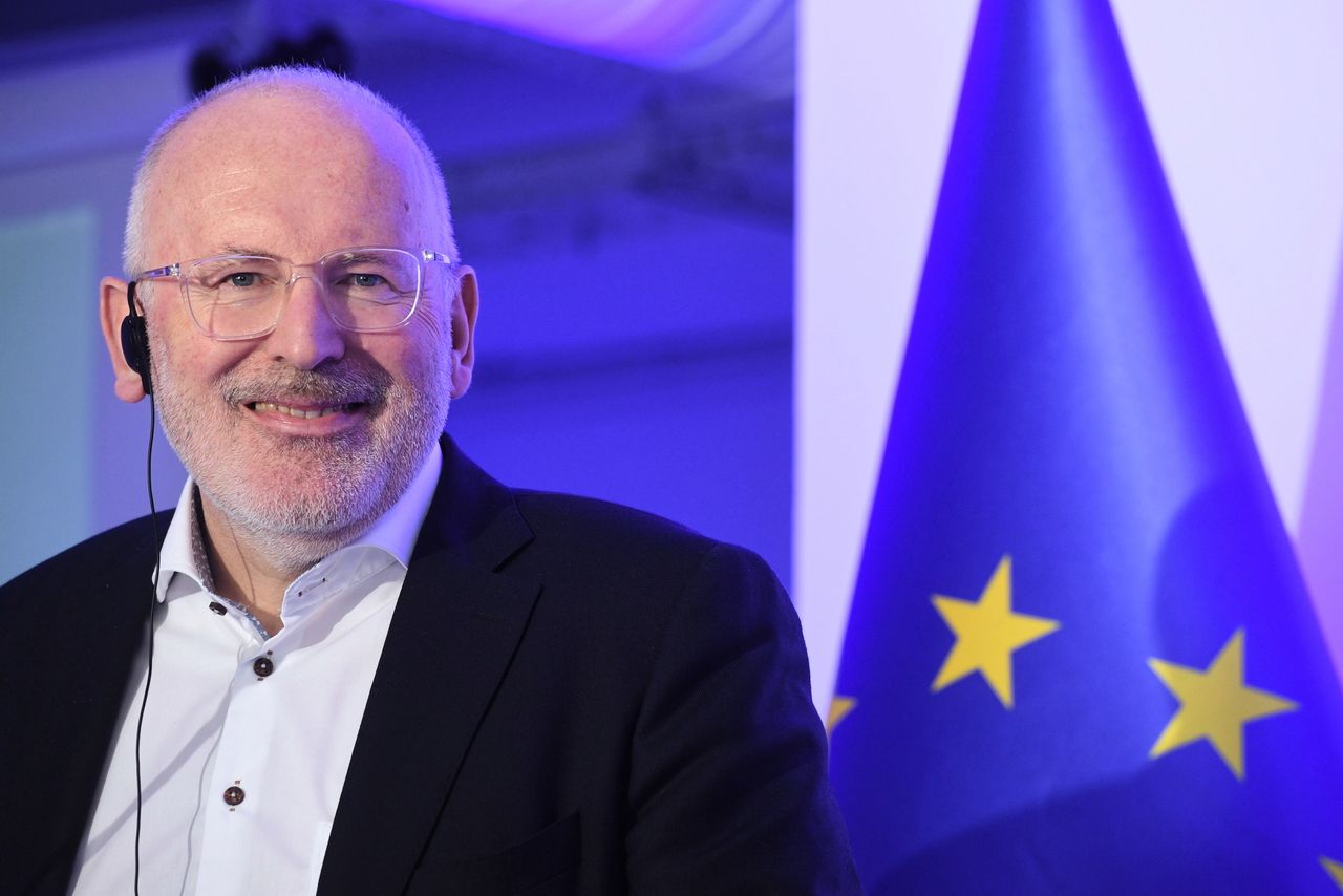 Timmermans, Cimoszewicz i Kwaśniewski. Debata o przyszłości Unii Europejskiej