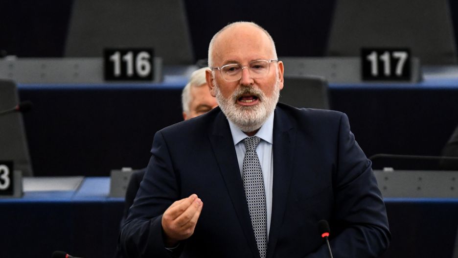Timmermans: jeśli nie znajdziemy z Polską właściwego rozwiązania, to KE będzie musiała egzekwować panujące w UE zasady