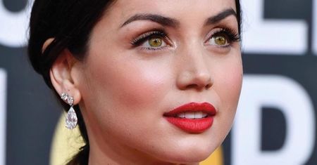 Ana de Armas nie do poznania w nowym filmie Netfliksa - "Sergio"