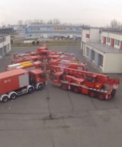 Strażacy przygotowali kartkę świąteczną. Ich pomysł rozkłada na łopatki