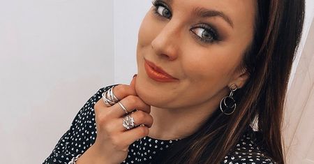 Ewa Farna znika w oczach. Odchudzona gwiazda chwali się smukłą sylwetką i promuje nową płytę