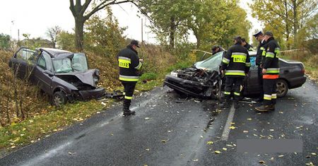W 2011 r. więcej śmierci na drogach