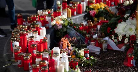 Tragedia w Augsburgu. Nie żyje 49-letni strażak. Aresztowano 7 osób