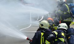 Pożar w Zakręcie. Spłonęły tony akt sądowych