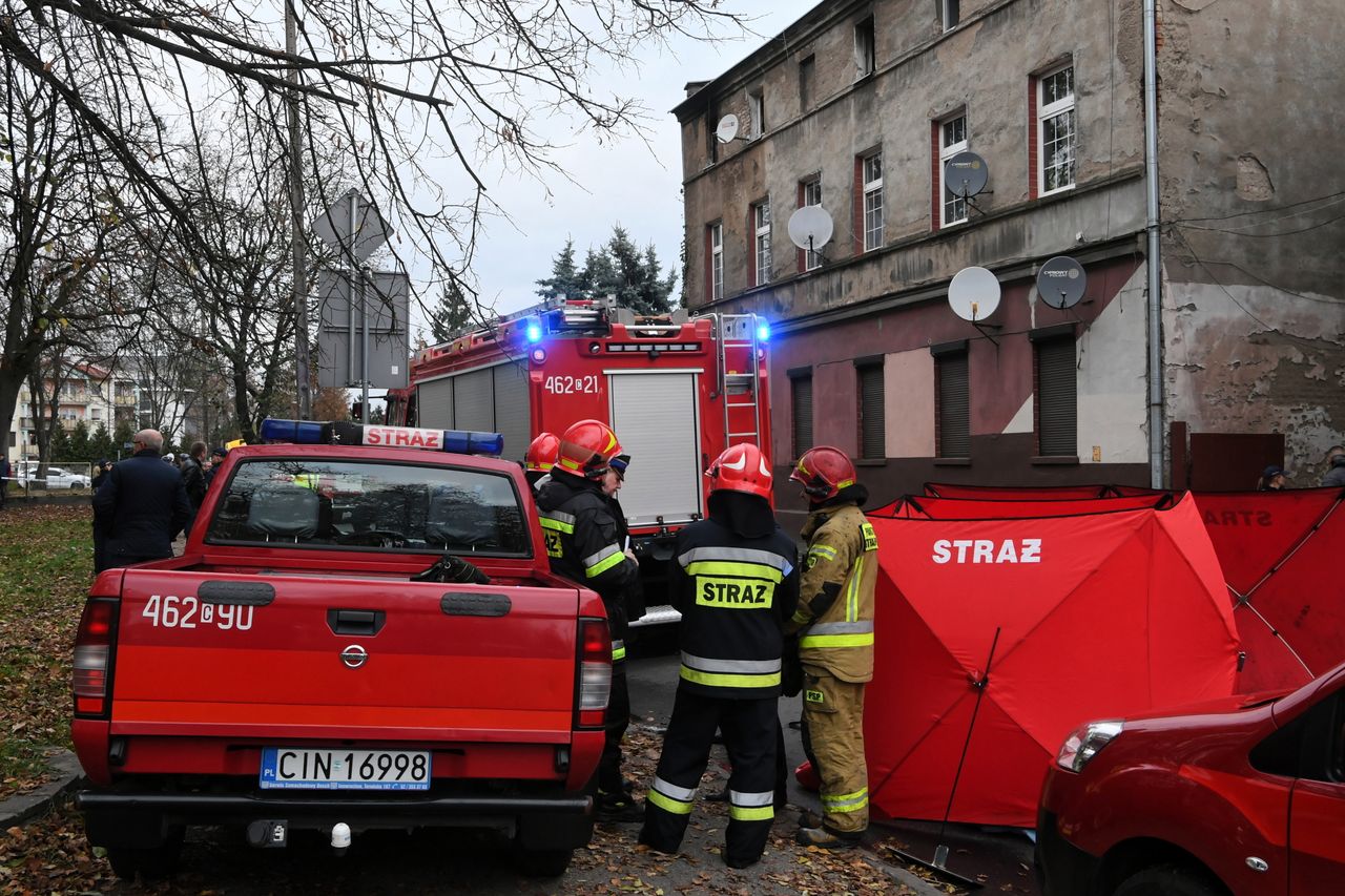 Pruszków. Pożar w budynku i ewakuacja mieszkańców. Jedna osoba nie żyje 