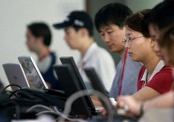 W Chinach zamknięto 1600 kafejek internetowych