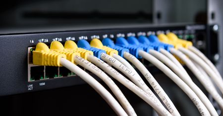 Dlaczego w czwartek rano nie działał internet? Wyjaśniamy, co się stało z OVH