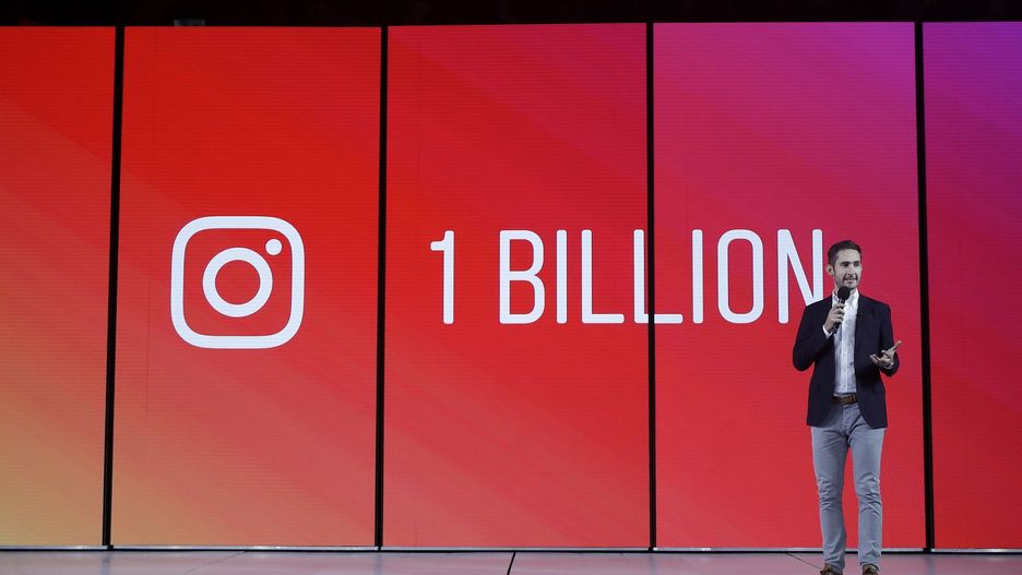 Kevin Systrom, prezes Instagrama, ogłasza miliardowego użytkownika.