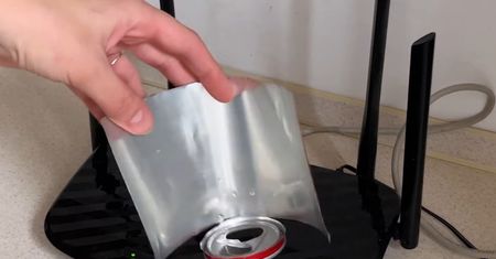 Jak wzmocnić sygnał internetu? Wystarczy 1 trik, aby śmigał jak nigdy wcześniej!