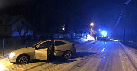 Pod Krakowem policja ścigała mercedesa. Padły strzały