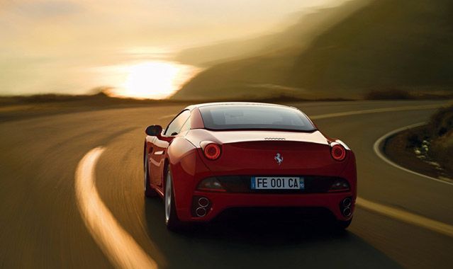 Następca Ferrari California z V8 turbo?