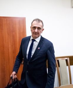 Opoczno. Lekarz Hubert Czerniak kwestionował szczepienia noworodków. Został zawieszony