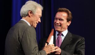 Clint Eastwood i Arnold Schwarzenegger na stoku. Nikt by ich nie poznał