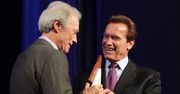 Clint Eastwood i Arnold Schwarzenegger na stoku. Nikt by ich nie poznał
