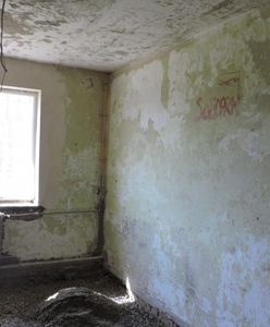 Jedyny w swoim rodzaju. Napis "Solidarność" ukryty w celi, to świadectwo koszmaru stanu wojennego