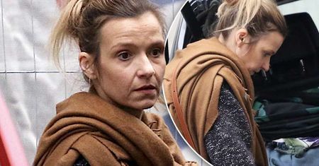 Joanna Koroniewska przyłapana bez makijażu na parkingu. Paparazzi zajrzeli jej nawet do bagażnika!