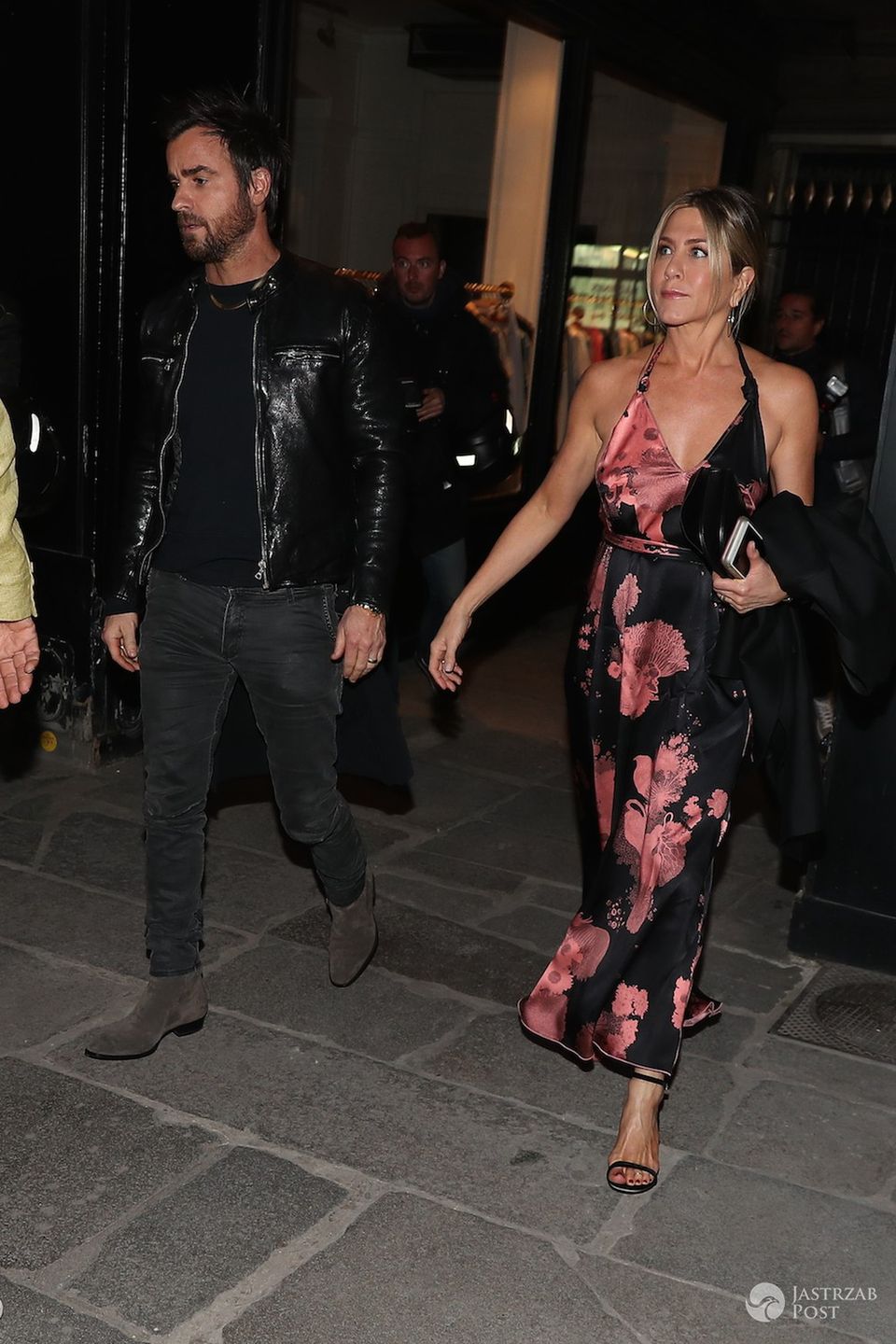 Szczupła Jennifer Aniston i Justin Theroux na kolacji