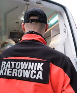 Wypadek busa i samochodu osobowego. Siedem osób jest rannych