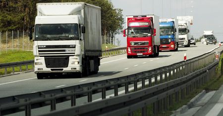 Poszukiwani zawodowi kierowcy. Praca czeka na chętnych