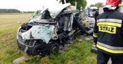Groźny wypadek. Renault master wjechało w naczepę ciężarówki