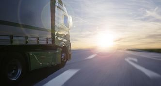 Zwrot VAT i podatku akcyzowego za paliwo w 2019 roku – komu się należy?