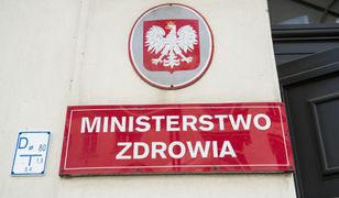 Tak urzędnicy dorabiają w ministerstwie zdrowia. Nawet 10,5 tys. zł ekstra miesięcznie