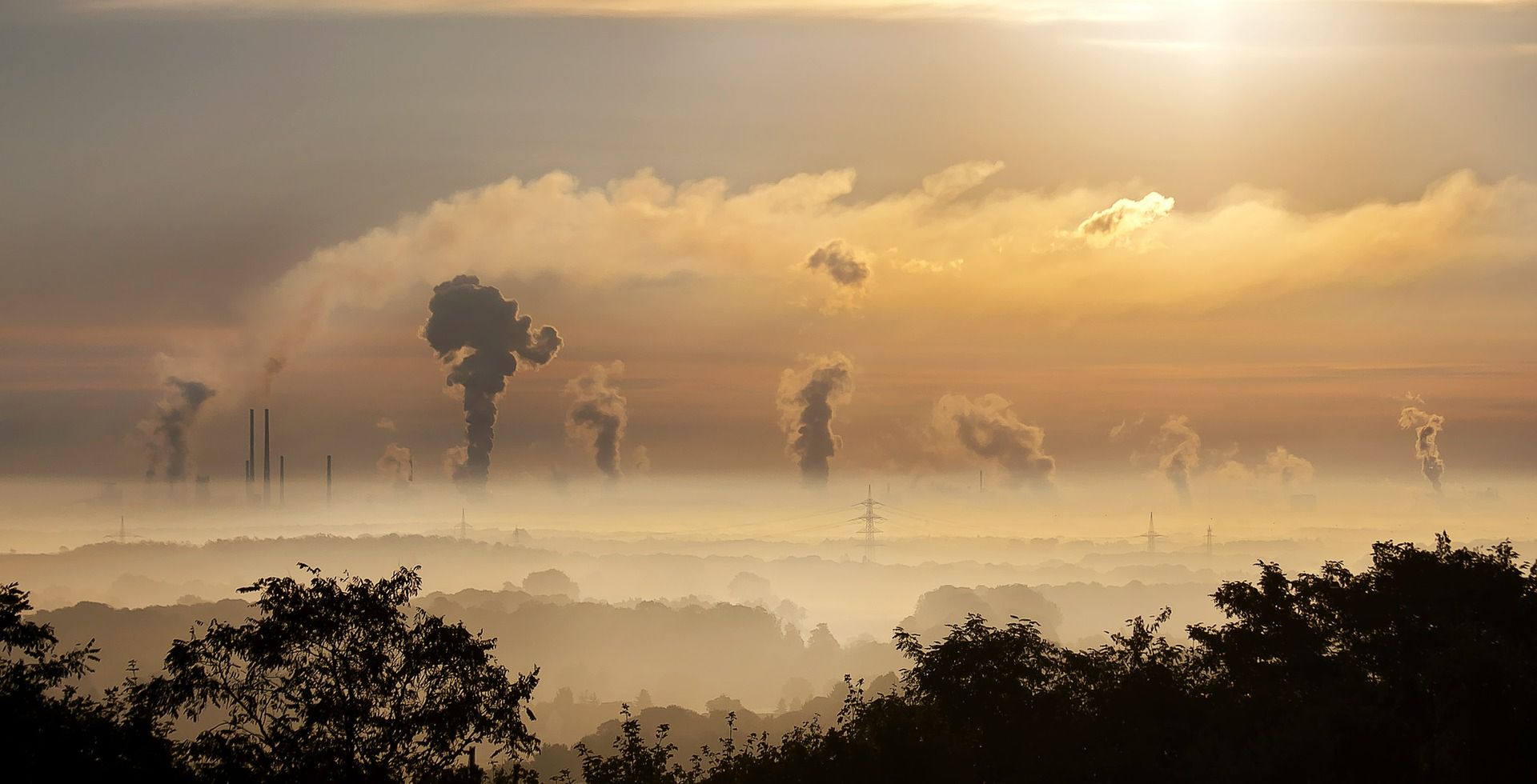 To nie mgły ani chmury, a trujący smog. W Polsce nawet powietrze chce cię zabić.