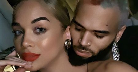 Świeżo upieczony ojciec Chris Brown imprezuje w Miami u boku KOLEJNEJ modelki
