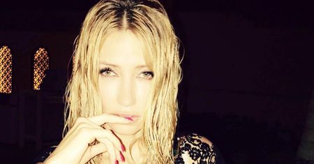 Kate Rozz pokazała biust na Instagramie