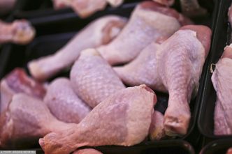 Taki cios w samą wigilię. Salmonella w mięsie z Polski