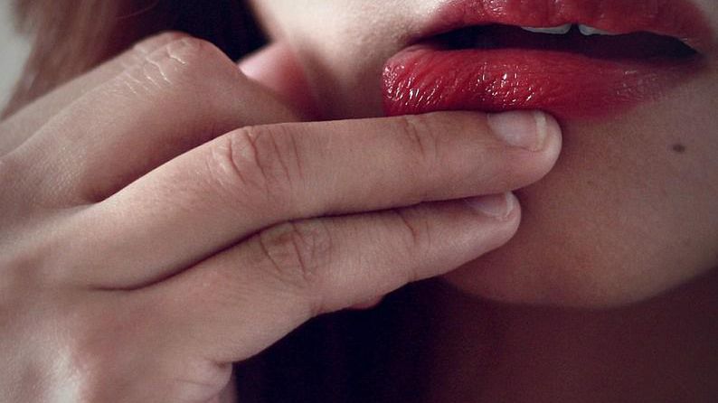 Słodki lub słony posmak w ustach może sygnalizować problemy zdrowotne.