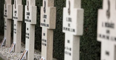 Polskie groby na niemieckich cmentarzach. "Ciągle odnajdujemy nowe"
