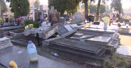 Pracownicy zakładu kamieniarskiego niszczyli groby (WIDEO)