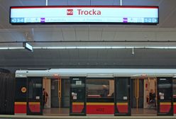 Warszawa. Duże utrudnienia w metrze: Zamknięte zostały trzy stacje metra M1 i stacja Trocka
