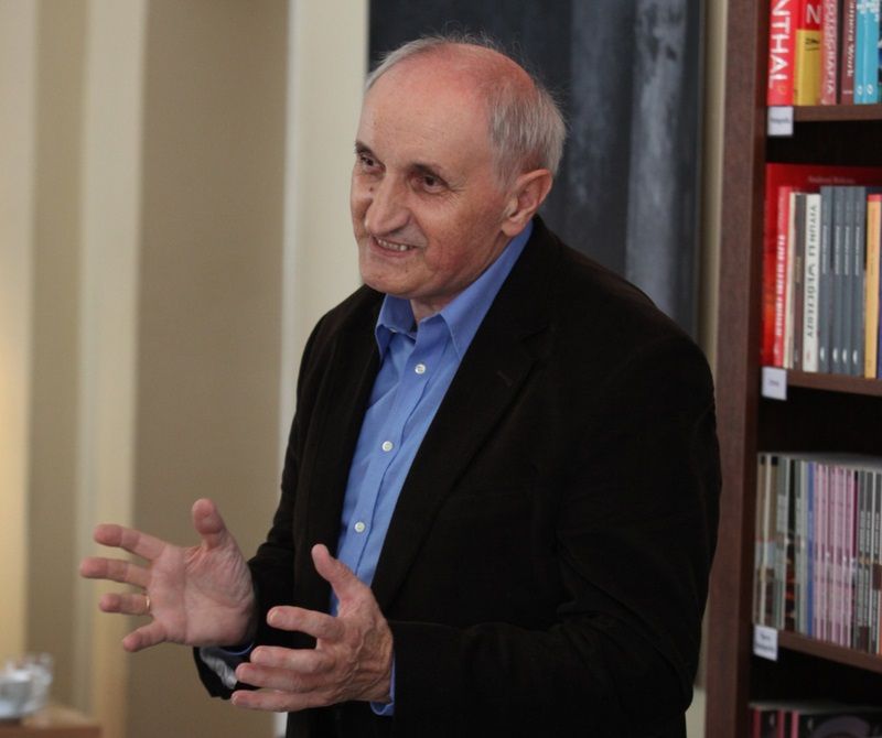 Profesor Roch Sulima.