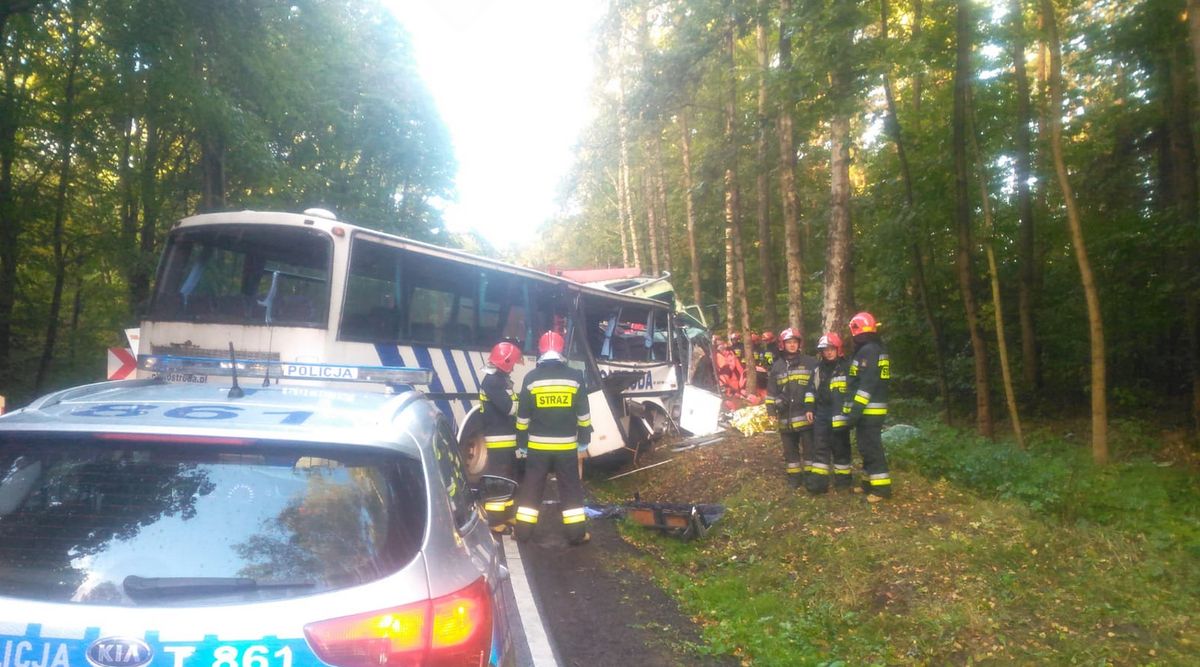Tragiczny wypadek pod Ostródą. 2 osoby nie żyją