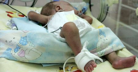 Dwumiesięczne niemowlę z podejrzeniem pobicia na OIOM-ie