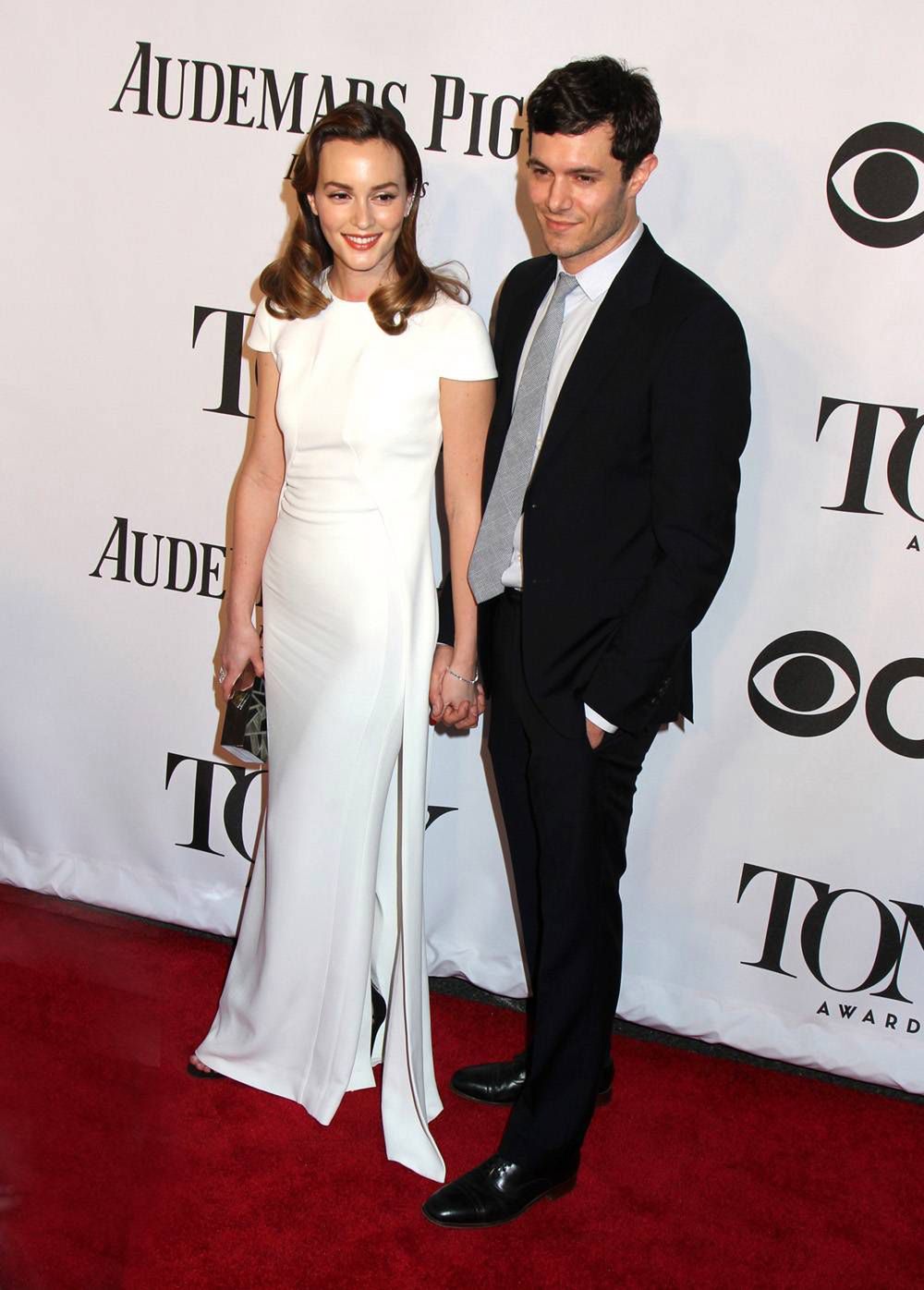 Leighton Meester and Adam Brody