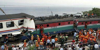 Osiem osób zginęło w katastrofie kolejowej
