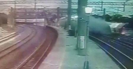 Tajwan. Nagranie katastrofy superszybkiego pociągu w sieci