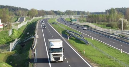 Będą przetargi na stacje paliw wzdłuż A4