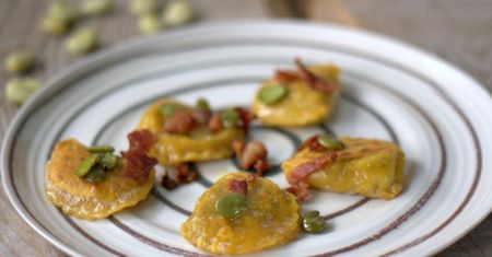 Pierogi z bobem i kurkami. Konkurencja dla ruskich
