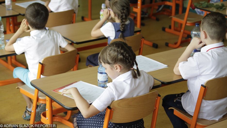 Coraz więcej rodziców nagradza dzieci za dobre oceny