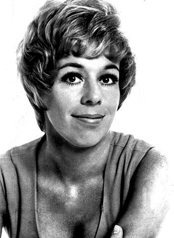 Carol Burnett to jedna z najsławniejszych amerykańskich komediantek. Jej autorski The Carol Burnett Show zapisał się złotymi literami w historii programów komediowych
