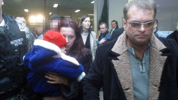 Detektyw Rutkowski i uwolniona kobieta z córką