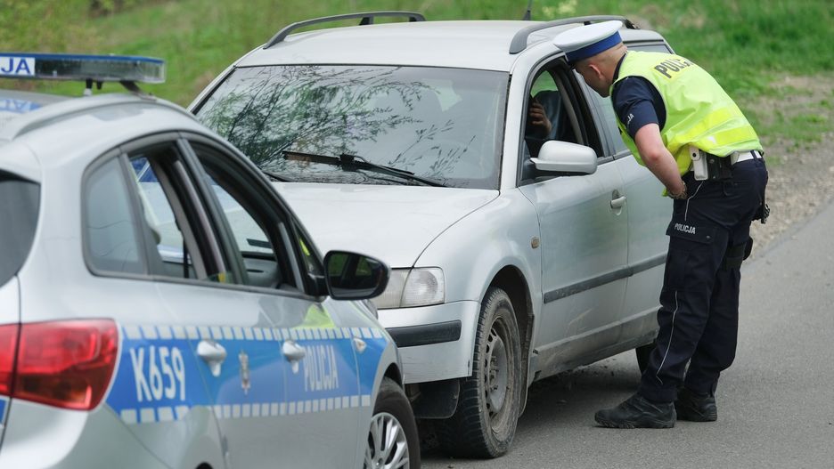 Legalnie i bez prawa jazdy. W przyszłości będzie można tak jeździć z rodzicem - od ukończenia kursu do zdania egzaminu.