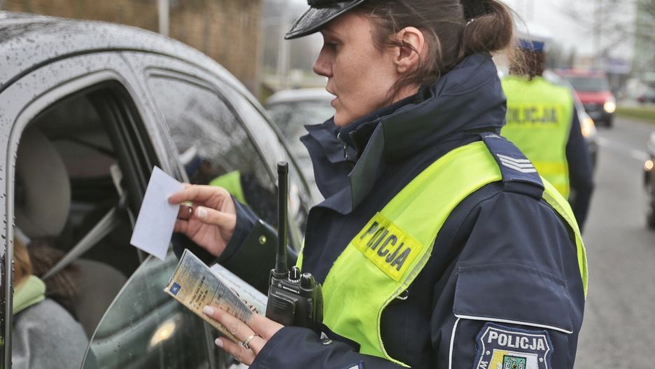 Tylko jedna czwarta kar za brak OC nakładana jest w wyniku policyjnej kontroli. Resztę przypadków wykrywa system komputerowy