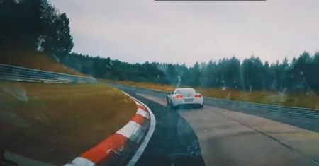 Pojedynek fiata multipli z chevroletem corvette. Duże zaskoczenie
