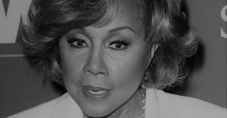 Joan Collins pożegnała Diahann Carroll. Razem grały w "Dynastii"