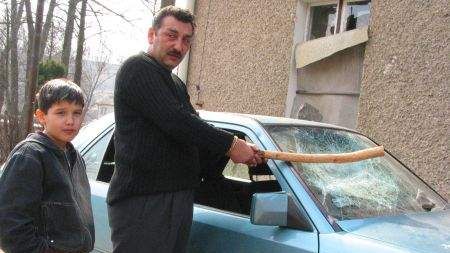 Porozbijane samochody "na pamiątkę"